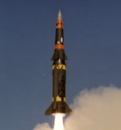 atomare Mittelstreckenrakete
                                Pershing II